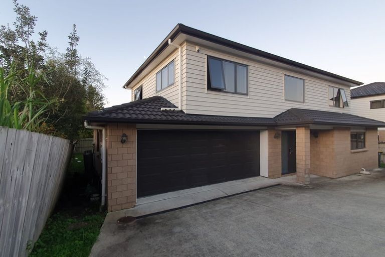 Photo of property in 813 Te Atatu Road, Te Atatu Peninsula, Auckland, 0610