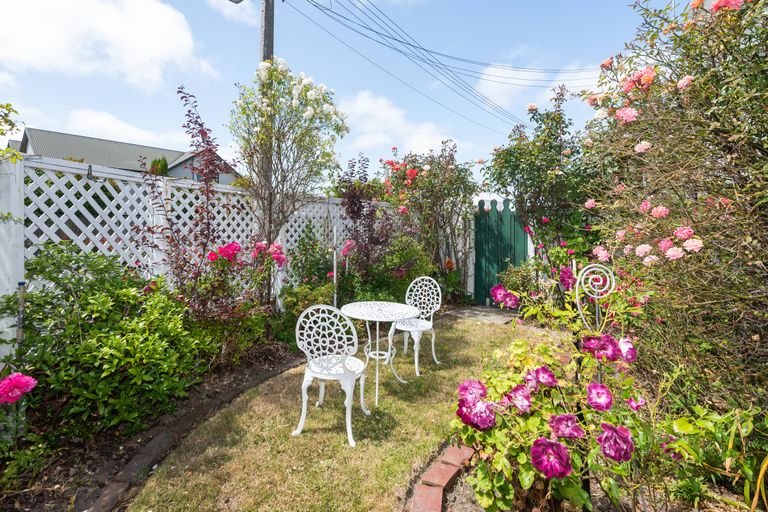 Photo of property in 33 Stoneyhurst Street, St Albans, Christchurch, 8014