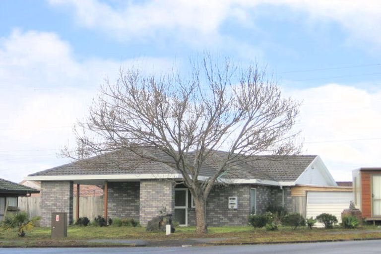 Photo of property in 12 Shenton Place, Burswood, Auckland, 2013