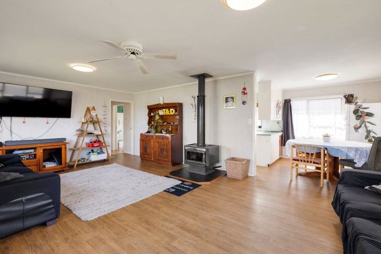 Photo of property in 19 Elmwood Crescent, Pukete, Hamilton, 3200