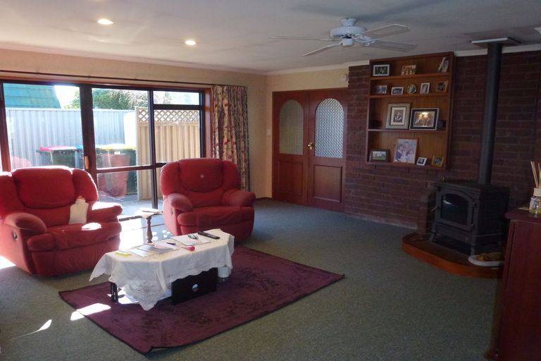 Photo of property in 28 Arnott Street, Alexandra, 9320