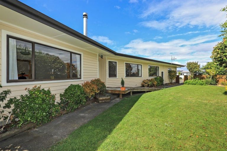 Photo of property in 25 Trinity Crescent, Pirimai, Napier, 4112