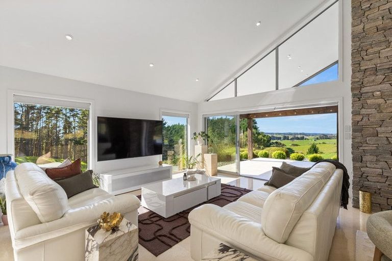 Photo of property in 132b Dormer Road, Waitoki, Helensville, 0875