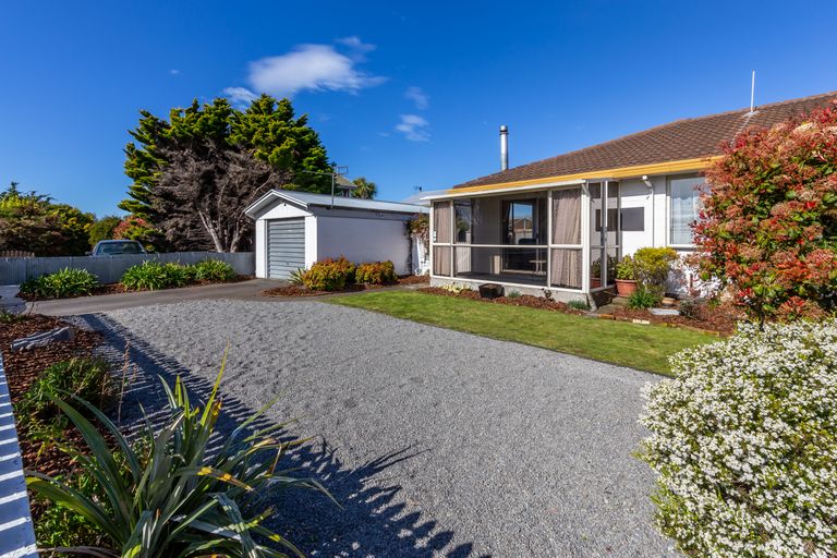 Photo of property in 1/2 Kidbrooke Street, Bromley, Christchurch, 8062