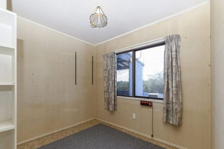 Photo of property in 5 Luanda Drive, Ranui, Auckland, 0612