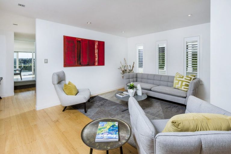 Photo of property in 306 Hurstmere Road, Takapuna, Auckland, 0622