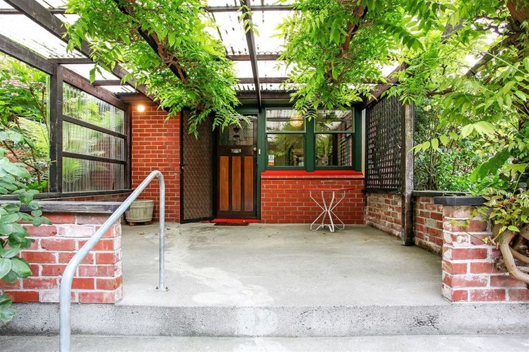 Photo of property in 32 Heaton Street, Merivale, Christchurch, 8052