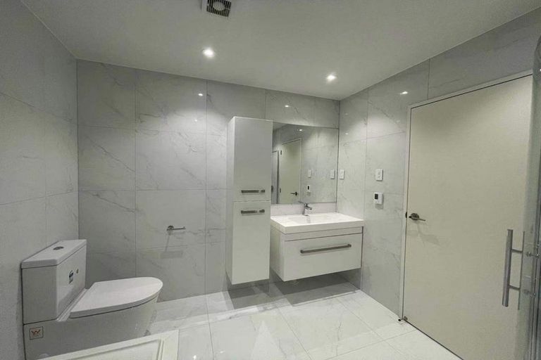 Photo of property in 8 James Mcleod Way, Silverdale, 0932