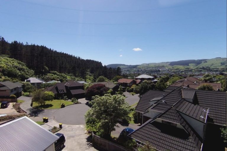 Photo of property in 60 Peterhouse Street, Tawa, Wellington, 5028