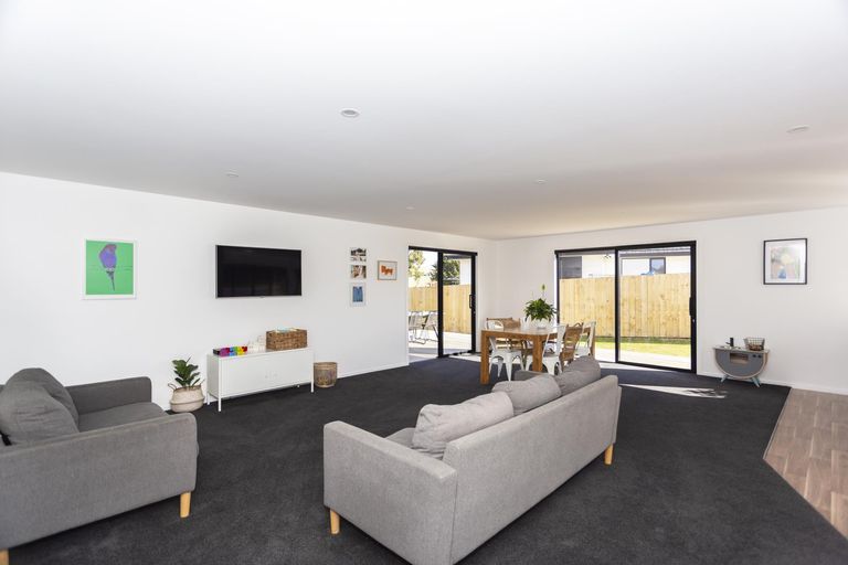 Photo of property in 12b Sussex Street, Weston, Oamaru, 9401