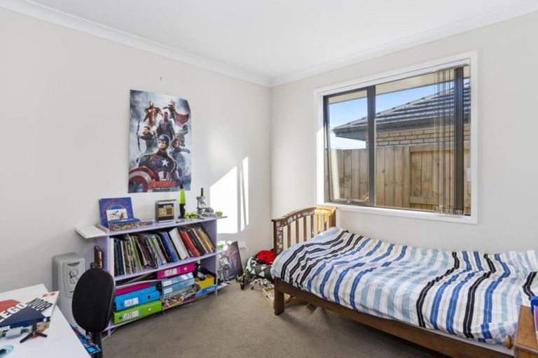 Photo of property in 19 Batty Street, Papamoa Beach, Papamoa, 3118