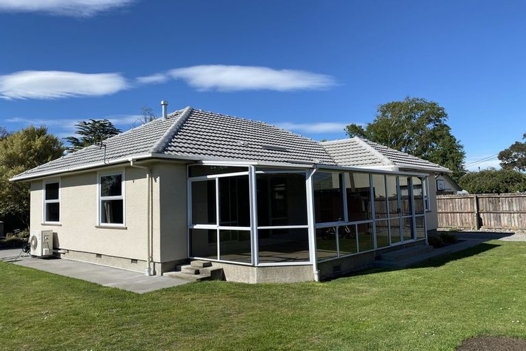 Photo of property in 8 Renwick Place, Hillmorton, Christchurch, 8025