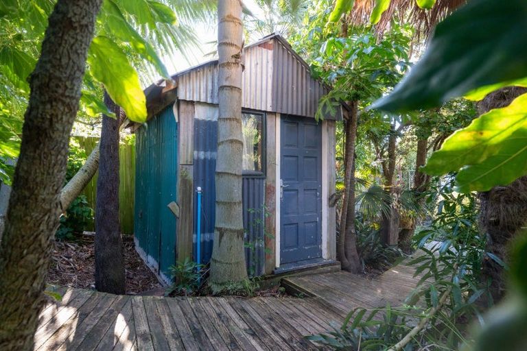 Photo of property in 28 Cedar Road, Te Awanga, 4102