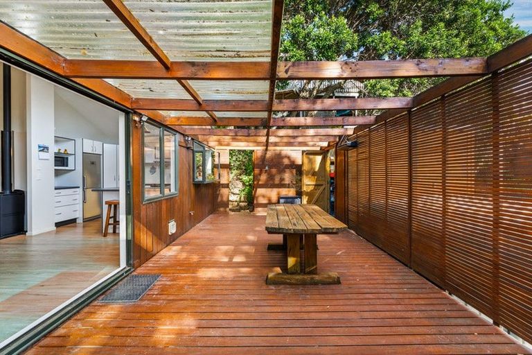 Photo of property in 65 Duck Creek Road, Stillwater, Silverdale, 0993