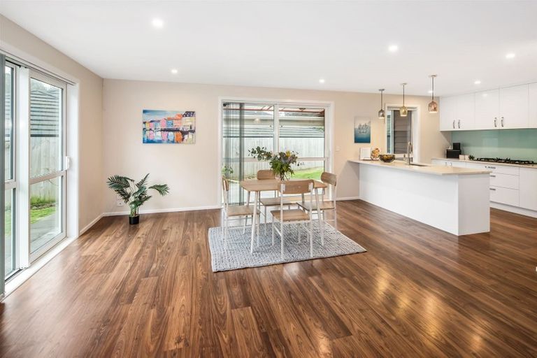 Photo of property in 70 Banks Boulevard, Whitby, Porirua, 5024