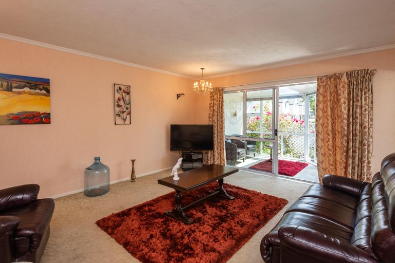 Photo of property in 33 Stoneyhurst Street, St Albans, Christchurch, 8014