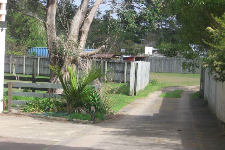 Photo of property in 112 Puriri Place, Matarangi, Whitianga, 3592