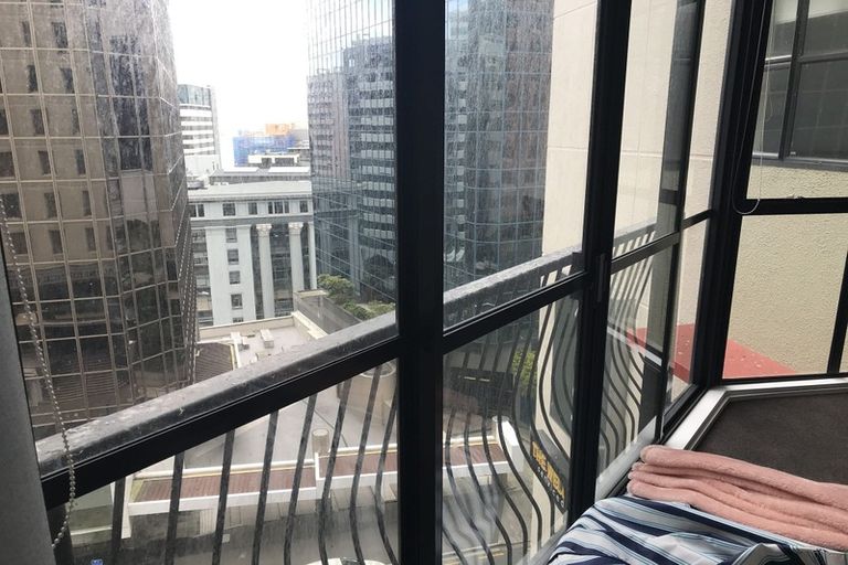 Photo of property in The Wellingtonian, 5d/120 The Terrace, Wellington Central, Wellington, 6011