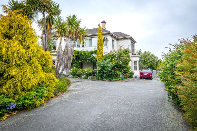 Photo of property in 100 North Street, Seaview, Timaru, 7910