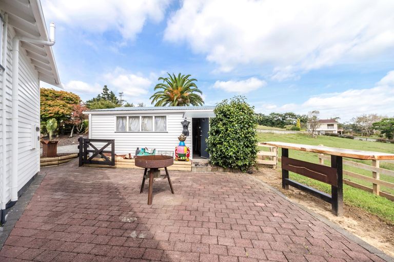 Property details for 84 Kern Road, Ramarama, Drury, 2579