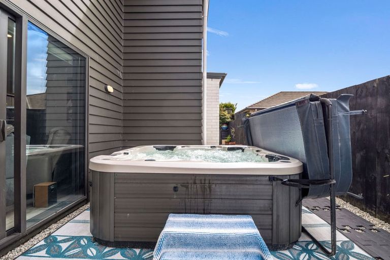 Photo of property in 13/15 Onukutara Place, Huntington, Hamilton, 3281