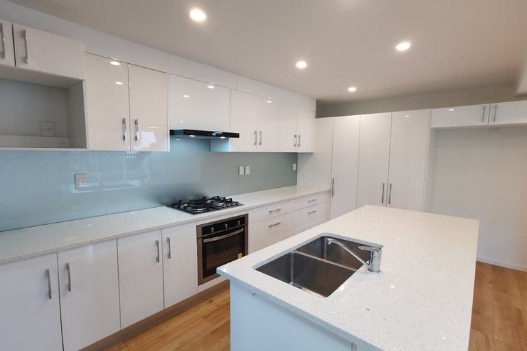 Photo of property in 25a Addison Drive, Glendene, Auckland, 0602