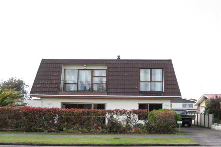 Photo of property in 74 Cressida Avenue, Stratford, 4332