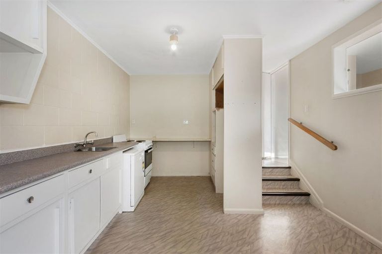 Photo of property in 2/64 Kirkwood Avenue, Upper Riccarton, Christchurch, 8041