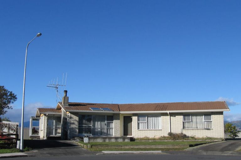 Photo of property in 26 Mountainview Terrace, Otaki Beach, Otaki, 5512
