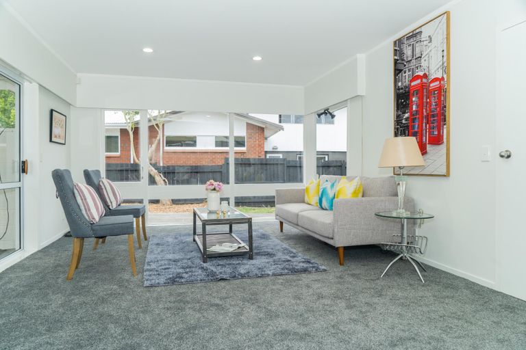 Photo of property in 41 Lawrence Crescent, Hillpark, Auckland, 2102