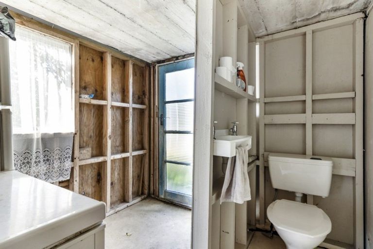 Photo of property in 321 Barrowclough Road, Whangamata, 3620