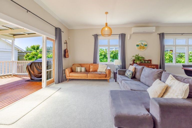 Photo of property in 6 Thistle Street, Napier South, Napier, 4110