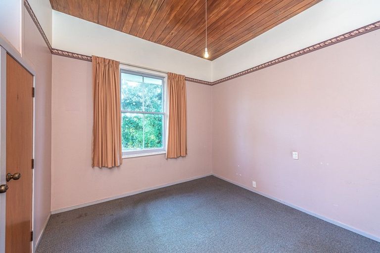 Photo of property in 1 Buxton Road, Westmere, Whanganui, 4501