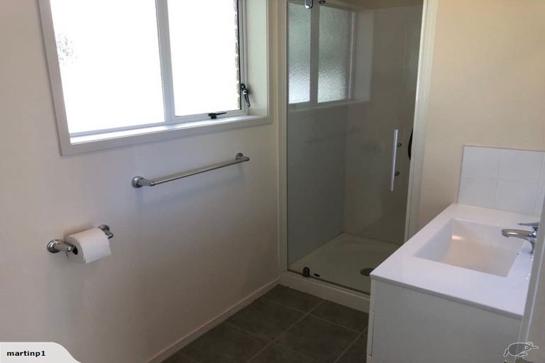 Photo of property in 2/444 Hibiscus Coast Highway, Orewa, 0931