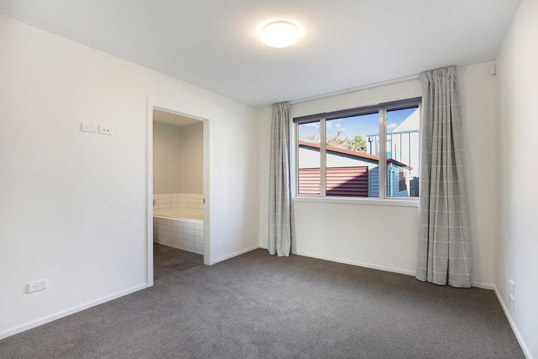 Photo of property in 190 Peterborough Street, Christchurch Central, Christchurch, 8013