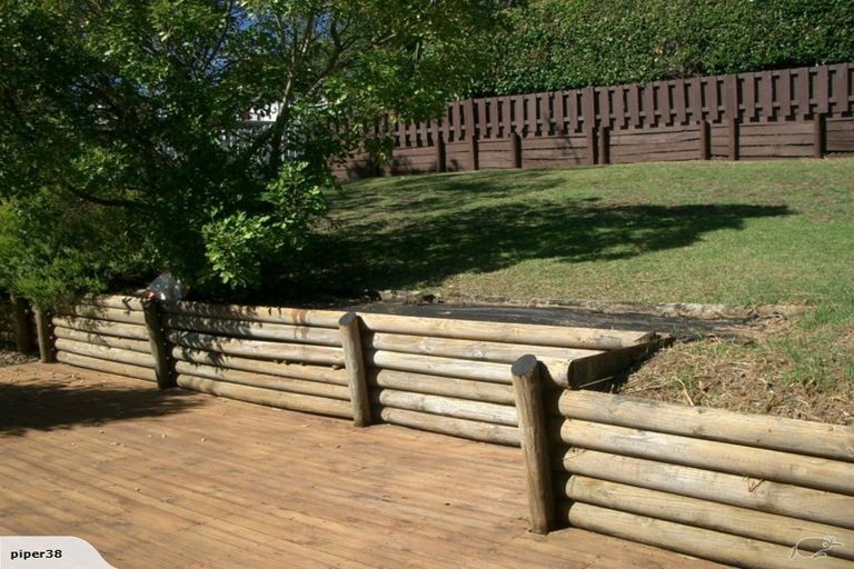 Photo of property in 75 Kennedy Avenue, Forrest Hill, Auckland, 0620