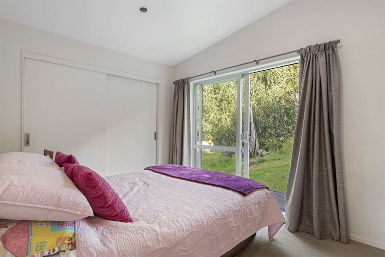 Photo of property in 125 Bodhisattva Road, Waitoki, Silverdale, 0994