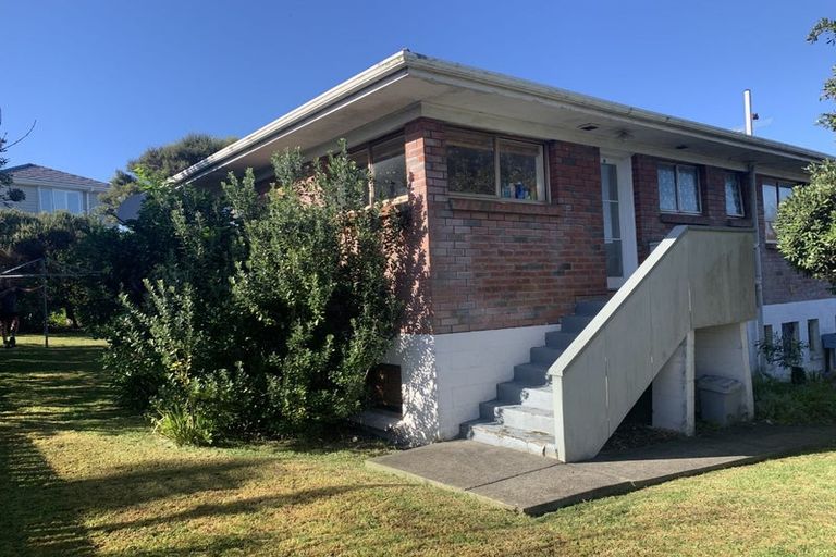 Photo of property in 38b Amorino Drive, Red Beach, 0932