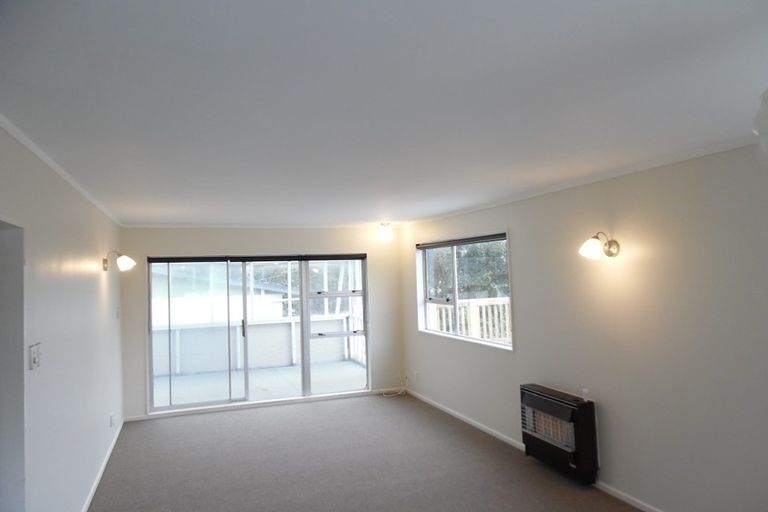 Photo of property in 2 Rajkot Terrace, Broadmeadows, Wellington, 6035