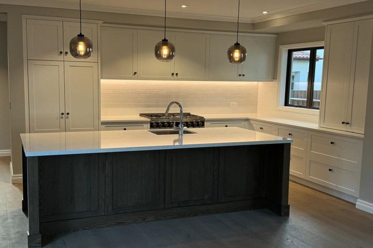 Photo of property in 5 Brianna Place, Karaka, 2113