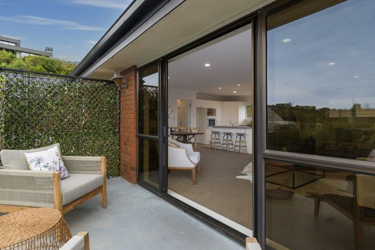 Photo of property in 61a Beach Road, Otumoetai, Tauranga, 3110