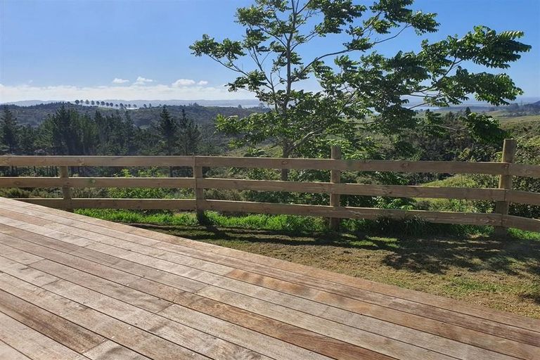 Photo of property in 185 West Road, Kaukapakapa, 0873