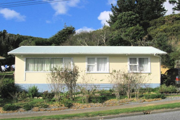 Photo of property in 164 Sievers Grove, Cannons Creek, Porirua, 5024
