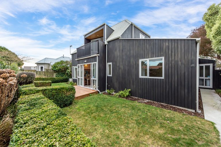 Photo of property in 10a Medway Street, Richmond, Christchurch, 8013