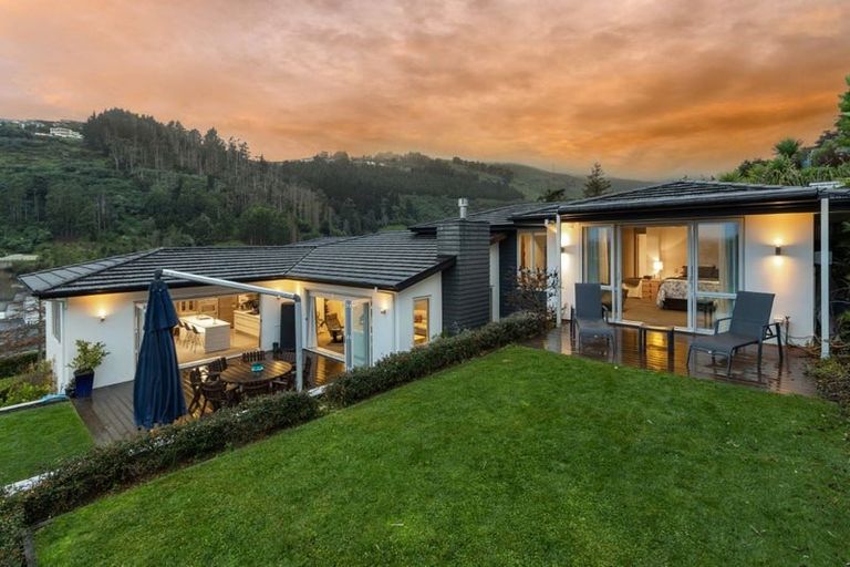 Photo of property in 14 Maurice Knowles Lane, Cashmere, Christchurch, 8022