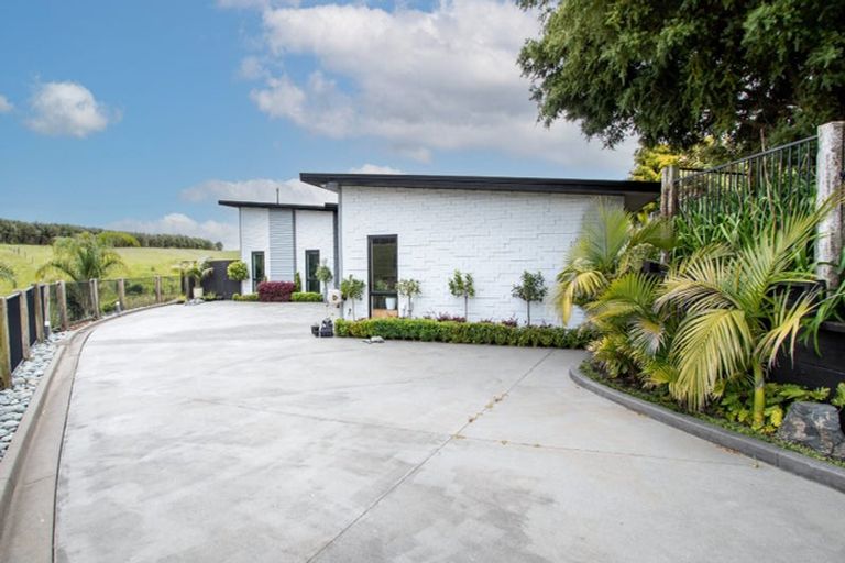 Photo of property in 224 Baverstock Road, Grandview Heights, Hamilton, 3200