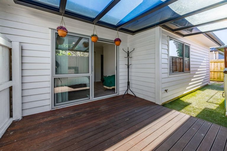 Photo of property in 35 Harore Road, Takanini, 2112