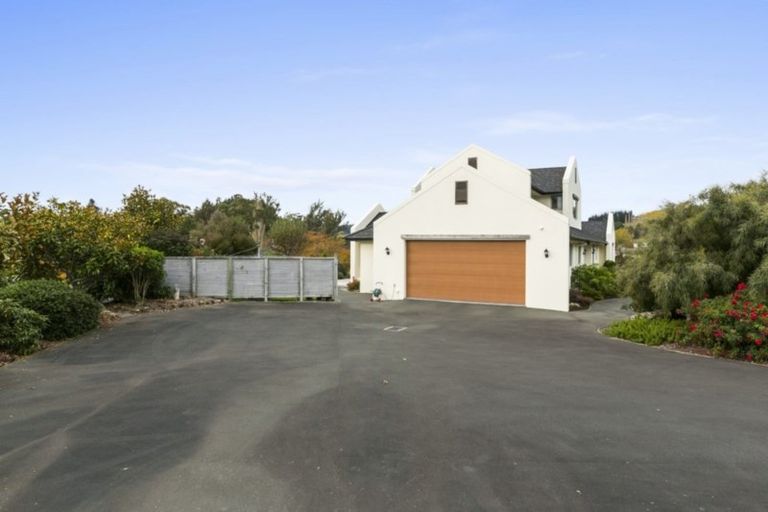 Photo of property in 17 Orchard Grove, East Taieri, Mosgiel, 9024