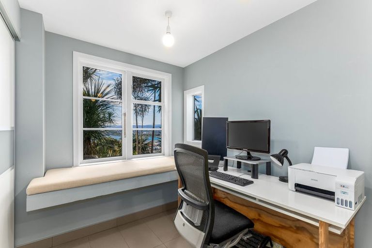 Photo of property in 114 Duncan Terrace, Kilbirnie, Wellington, 6022