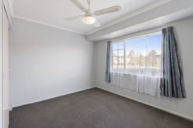 Photo of property in 32 Tawa Street, Hilltop, Taupo, 3330